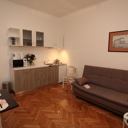 Vincent Apt. In Old Town Centre ซาดาร์ ห้อง รูปภาพ
