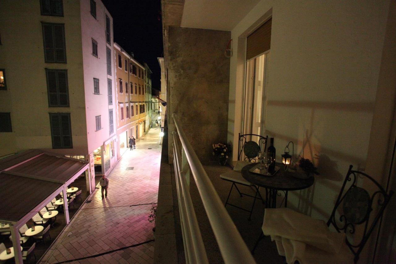 Vincent Apt. In Old Town Centre ซาดาร์ ภายนอก รูปภาพ