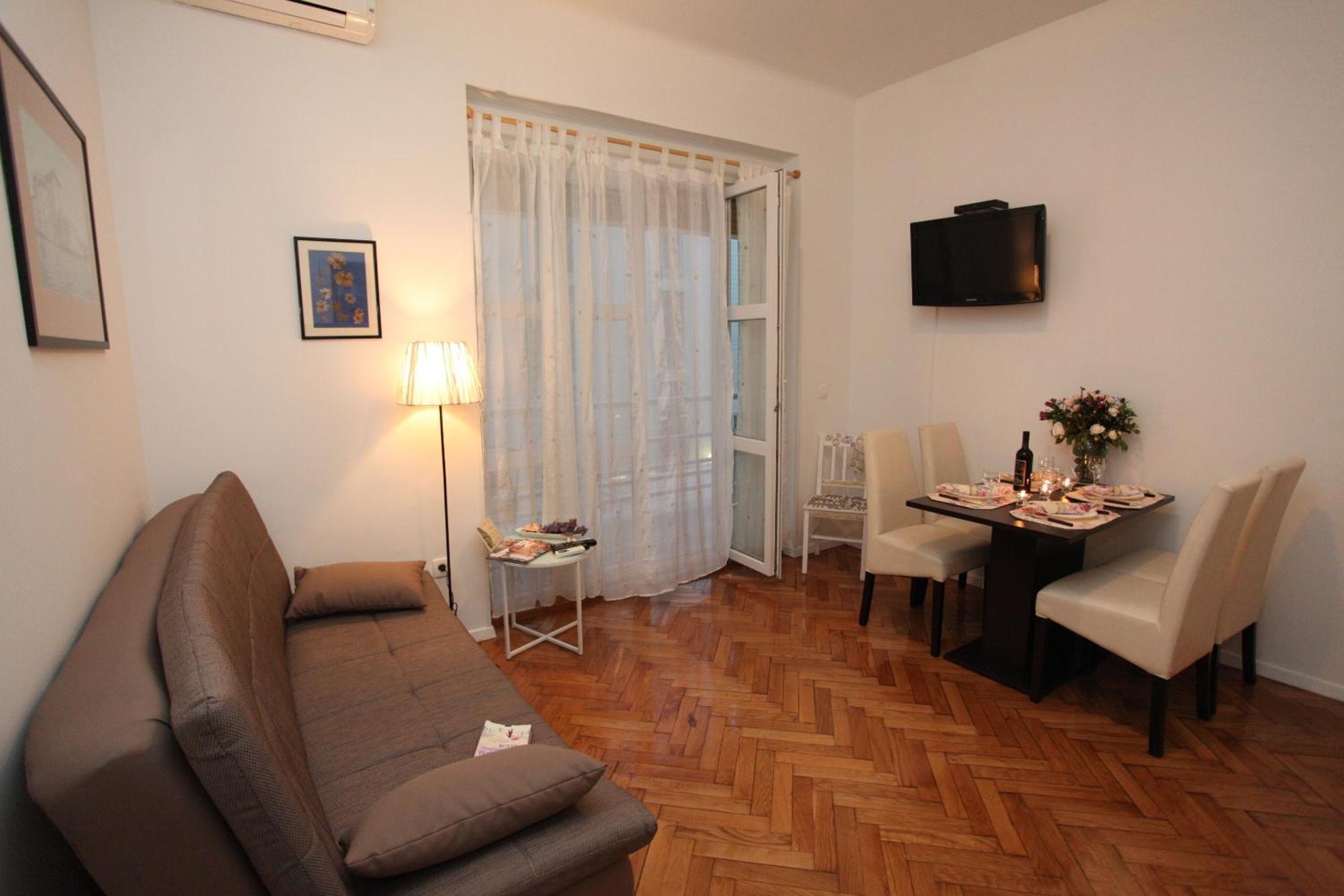 Vincent Apt. In Old Town Centre ซาดาร์ ห้อง รูปภาพ