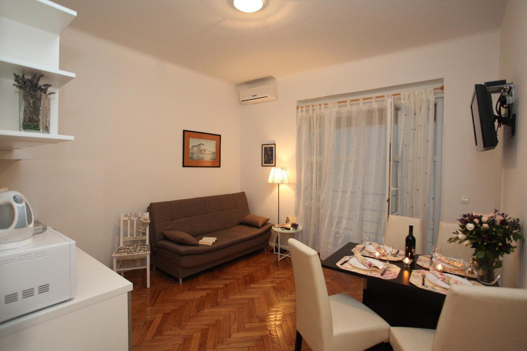 Vincent Apt. In Old Town Centre ซาดาร์ ห้อง รูปภาพ